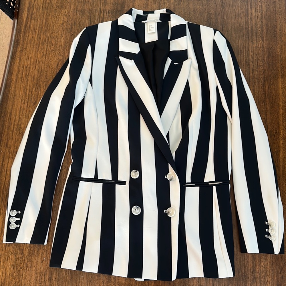 HM blazer black and white size 6